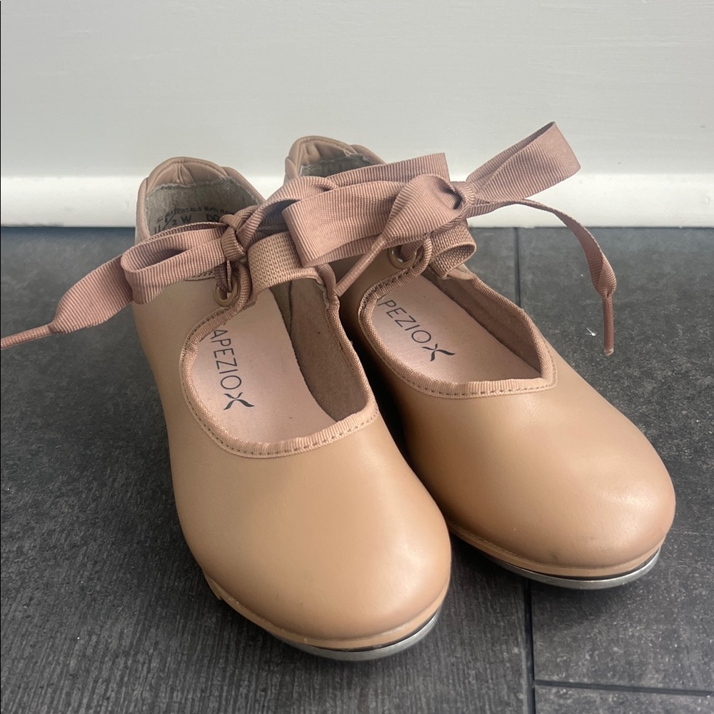 Capezio Kids Brown Dress Shoes